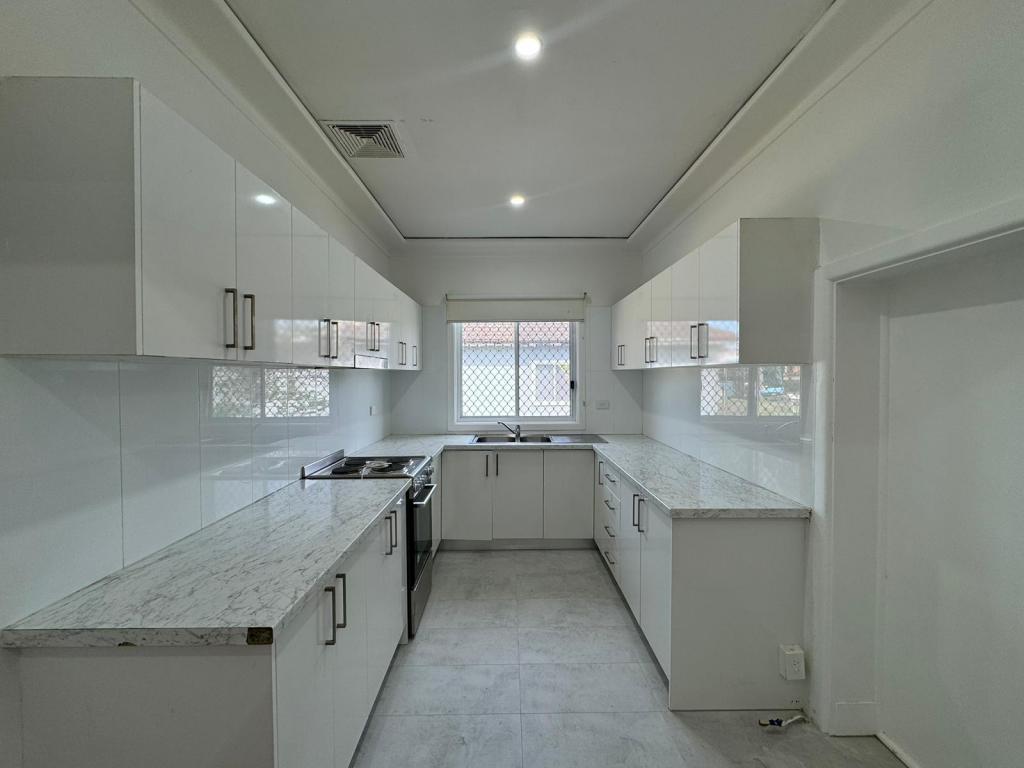 279 Hamilton Rd, Fairfield Heights, NSW 2165