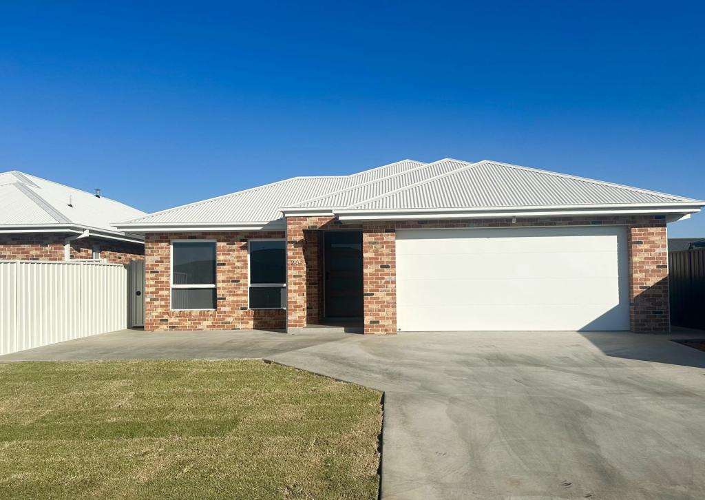 20 Maher Cct, Griffith, NSW 2680