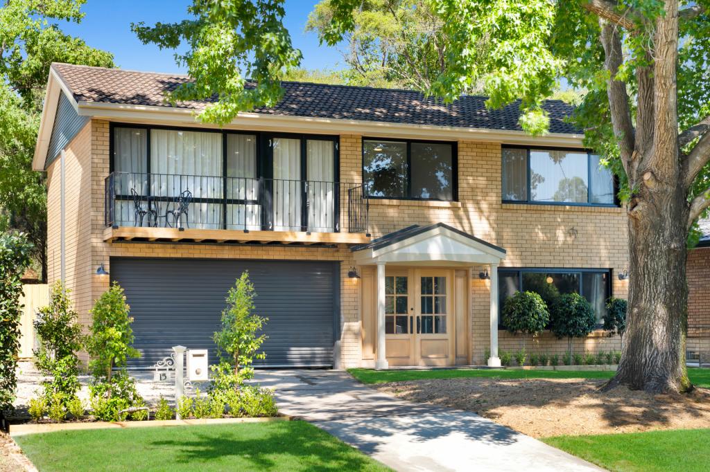 15 Lowe Cres, Elderslie, NSW 2570