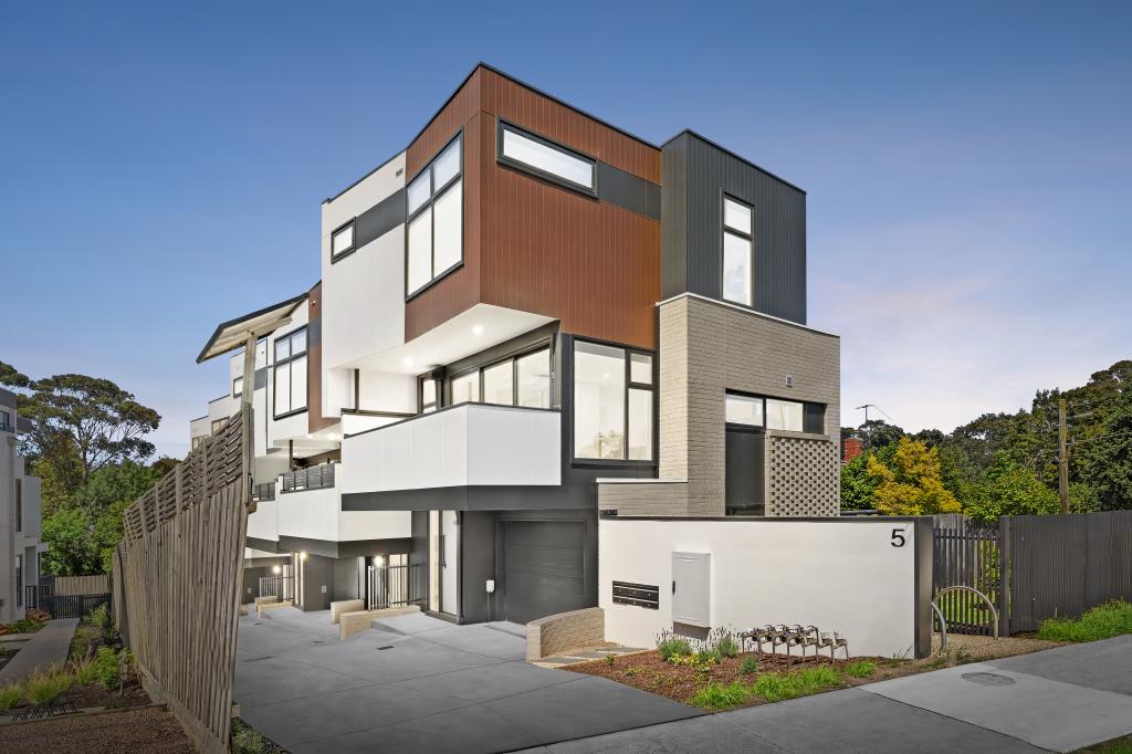 1/5 Minna St, Blackburn, VIC 3130