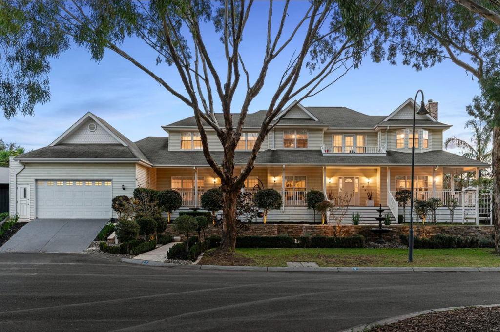 8 Watkins Gr, Werribee, VIC 3030