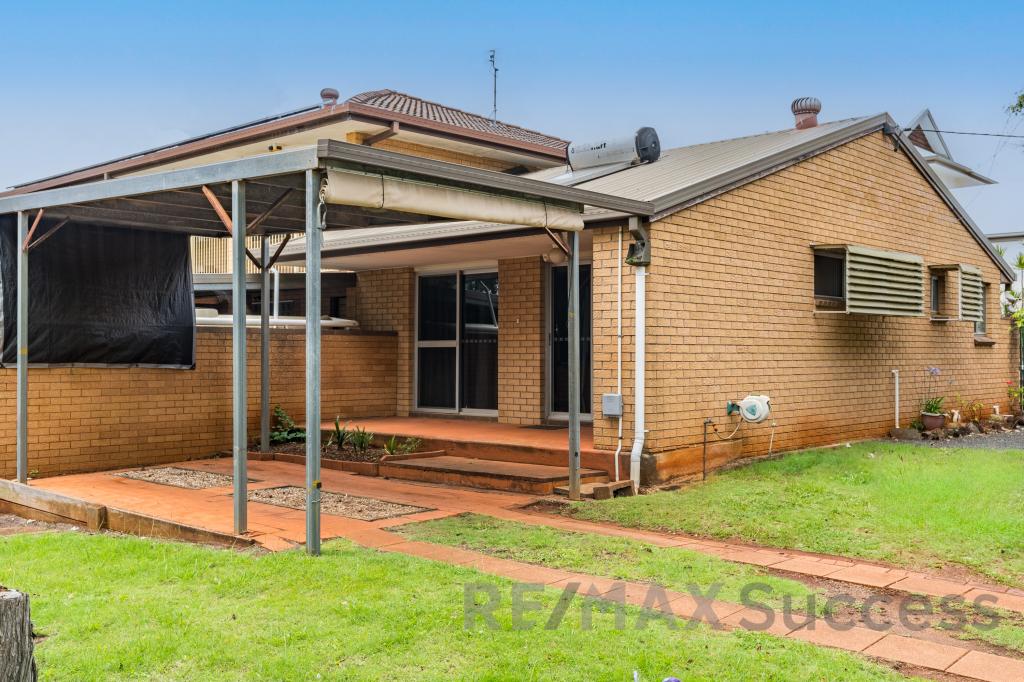 198 Ramsay St, Centenary Heights, QLD 4350