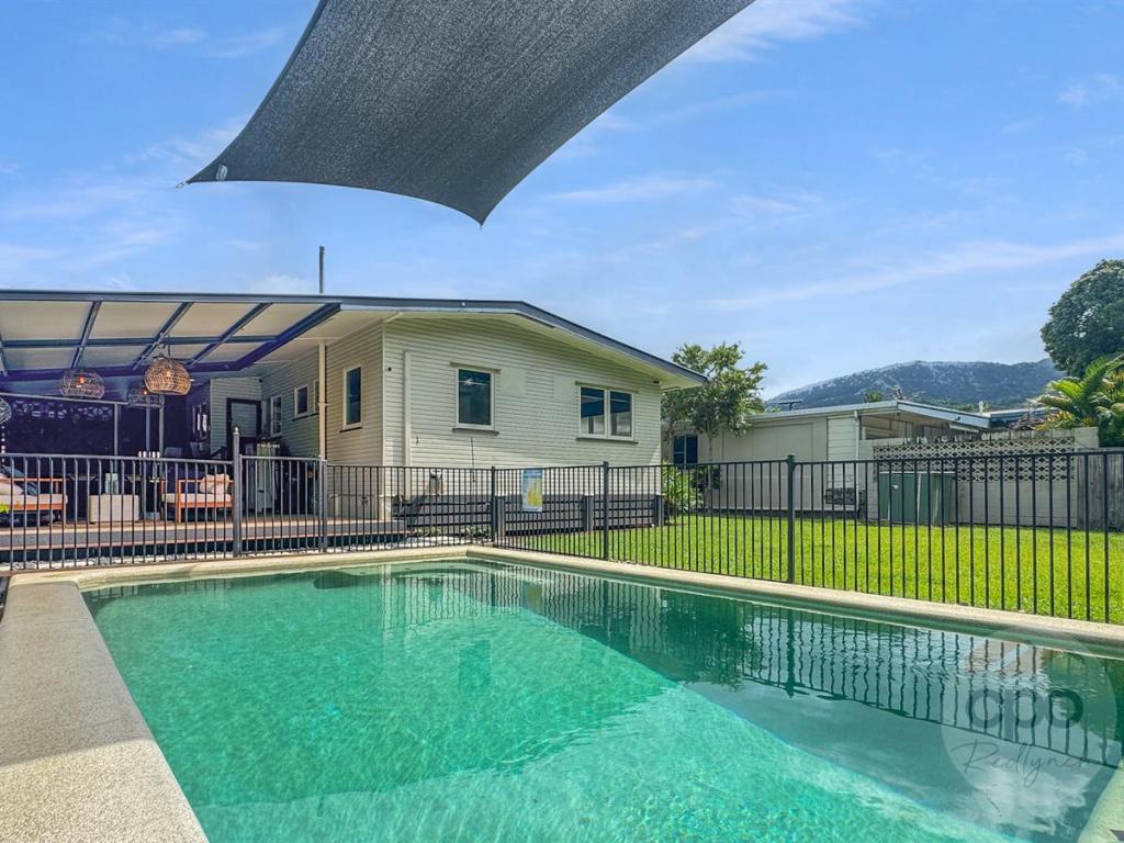 10 Langan St, Earlville, QLD 4870