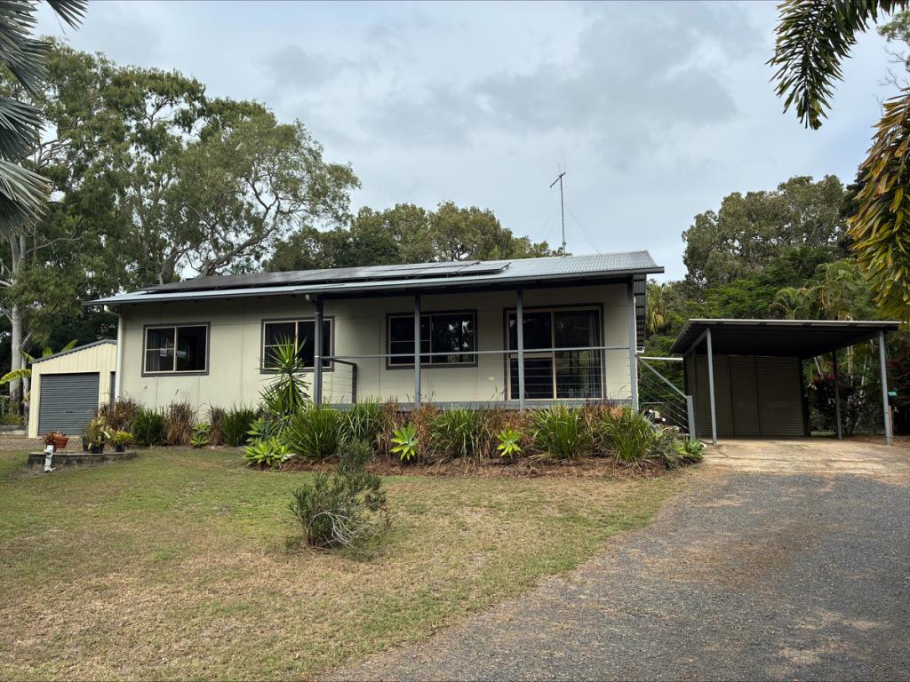 25 Plum Tree Cres, Moore Park Beach, QLD 4670