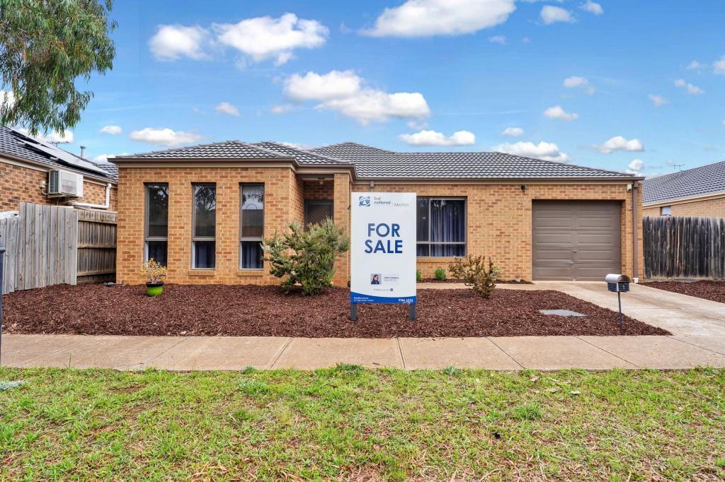 1 Equine Cct, Melton South, VIC 3338