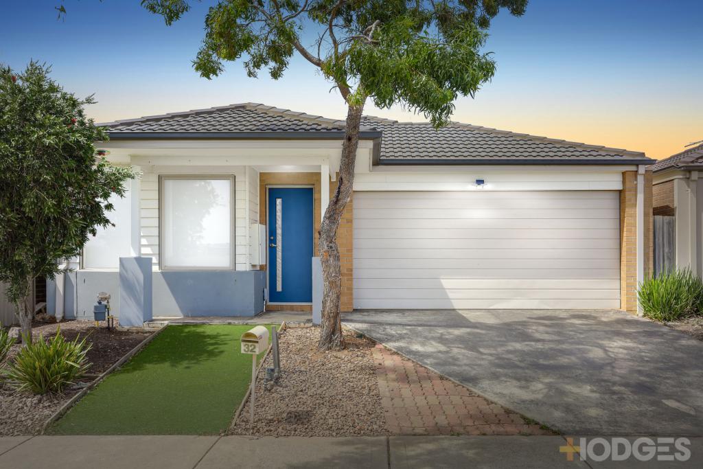 32 PILLAR RD, WYNDHAM VALE, VIC 3024
