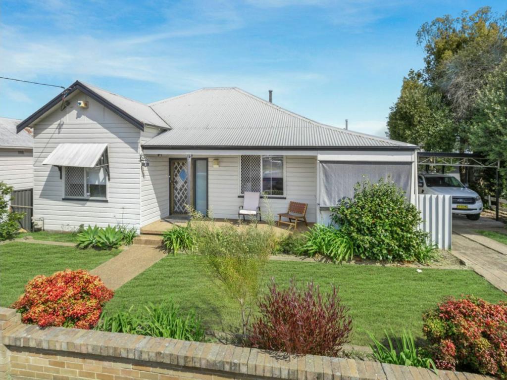 8 Miller St, Cessnock, NSW 2325