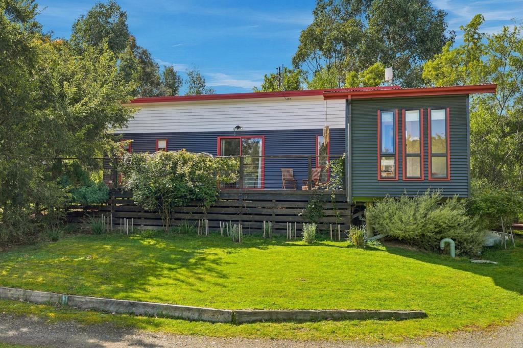 9 Glovers Rd, Deep Bay, TAS 7112