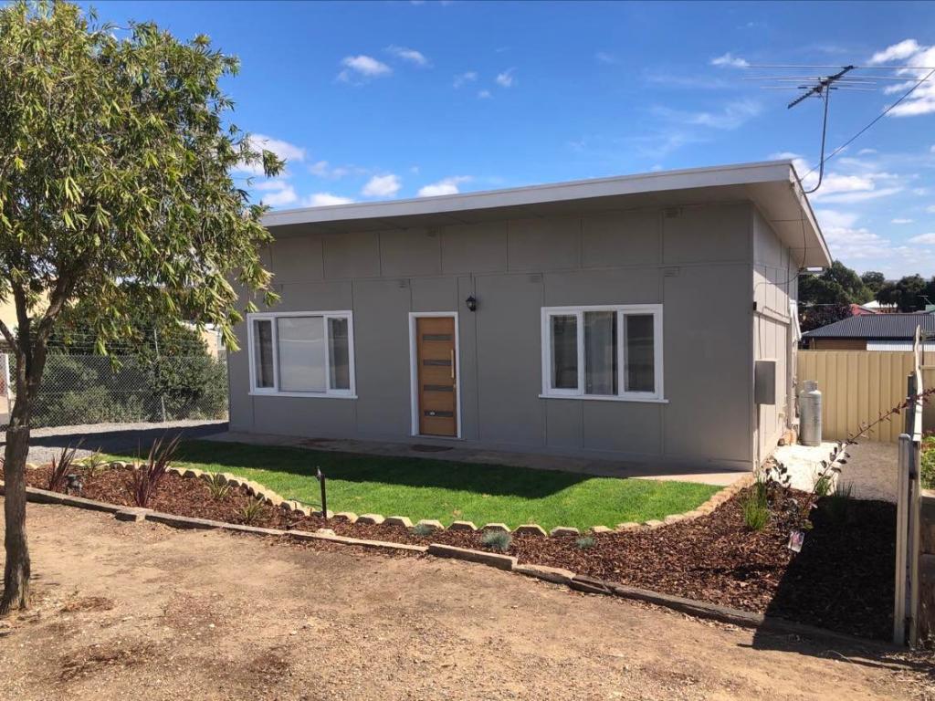 15 Caroline St, Murray Bridge, SA 5253