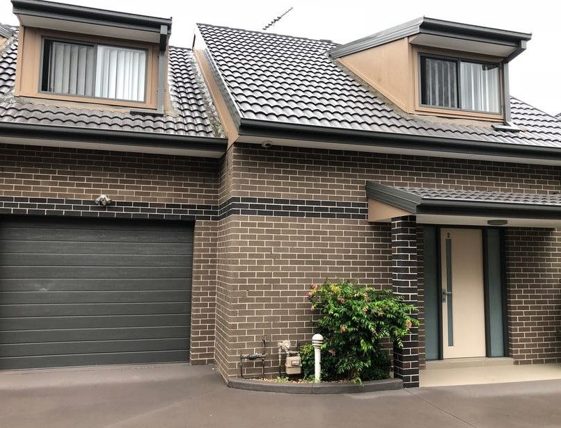 2/93 ADELAIDE ST, OXLEY PARK, NSW 2760