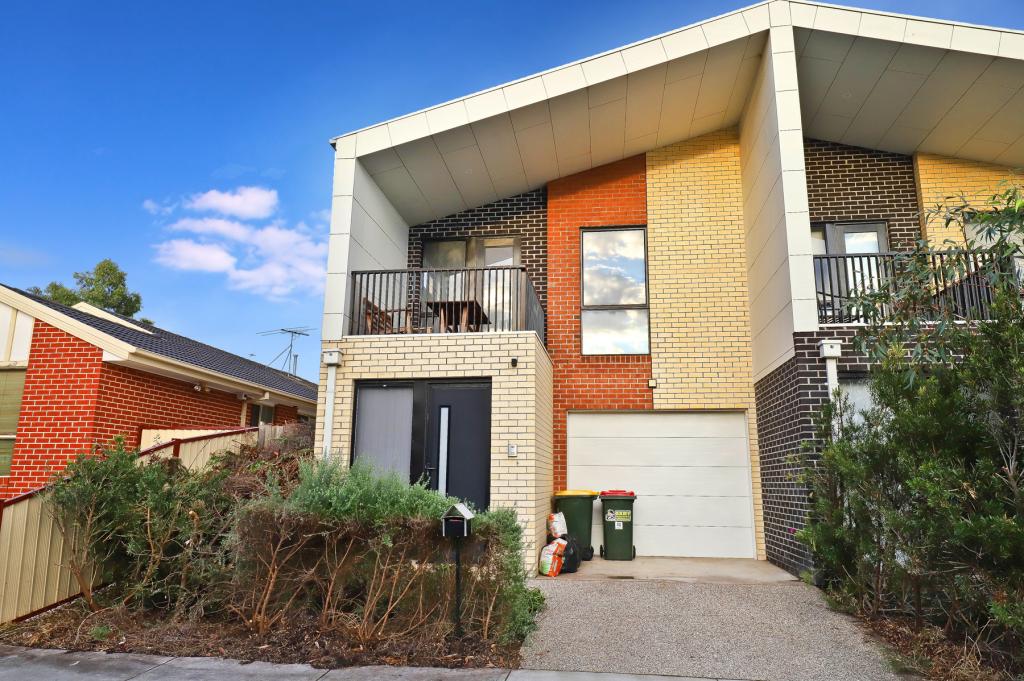 40 Bill Carn Ave, Cairnlea, VIC 3023