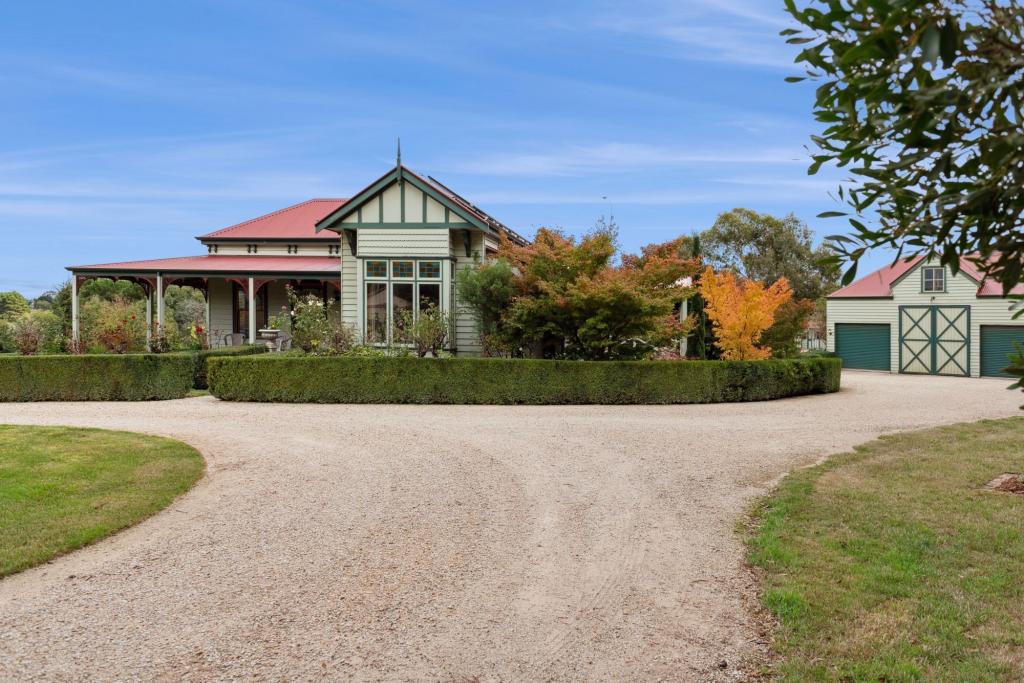 101 Lauriston Reservoir Rd, Kyneton, VIC 3444