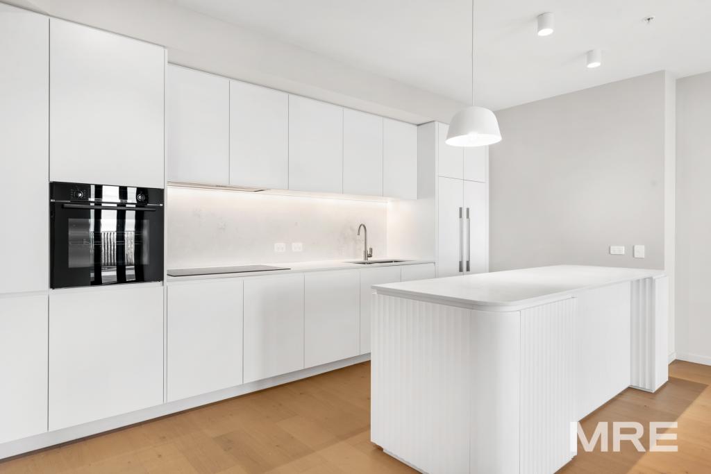 1303/272 Normanby Rd, South Melbourne, VIC 3205