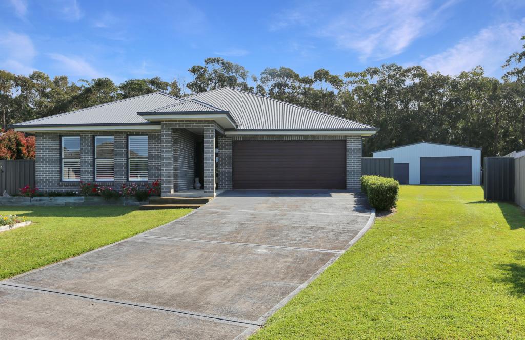 37 Martin Cct, Tea Gardens, NSW 2324