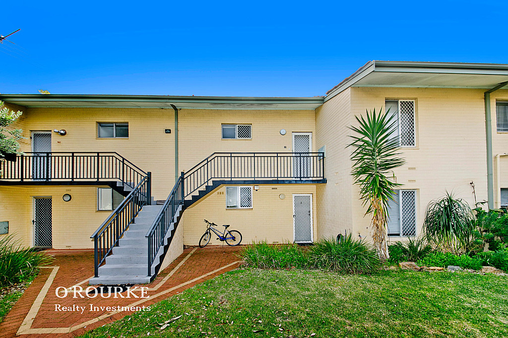 12/17 Stanley St, Scarborough, WA 6019