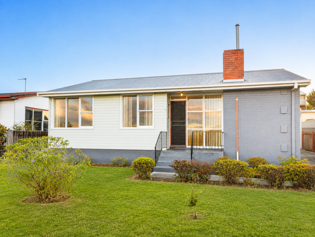 2 Soutar St, Devonport, TAS 7310