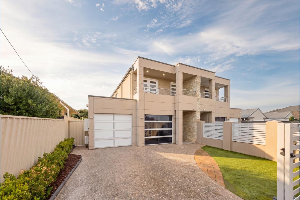 11 Richardson Ave, Glenelg North, SA 5045