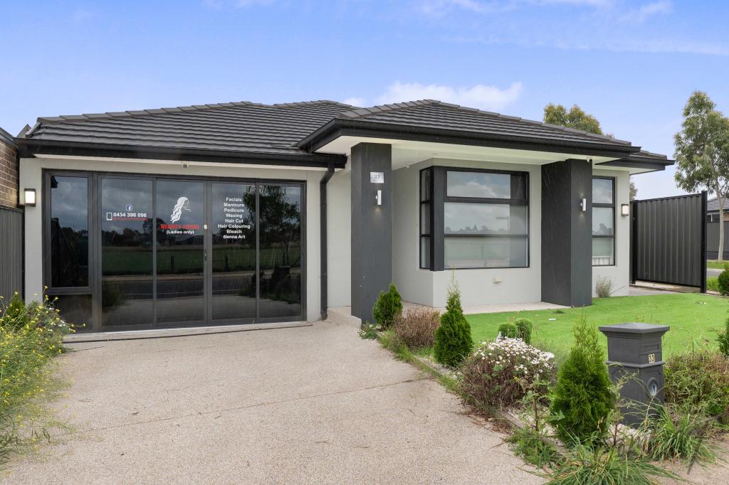 33 Juscelina Dr, Craigieburn, VIC 3064