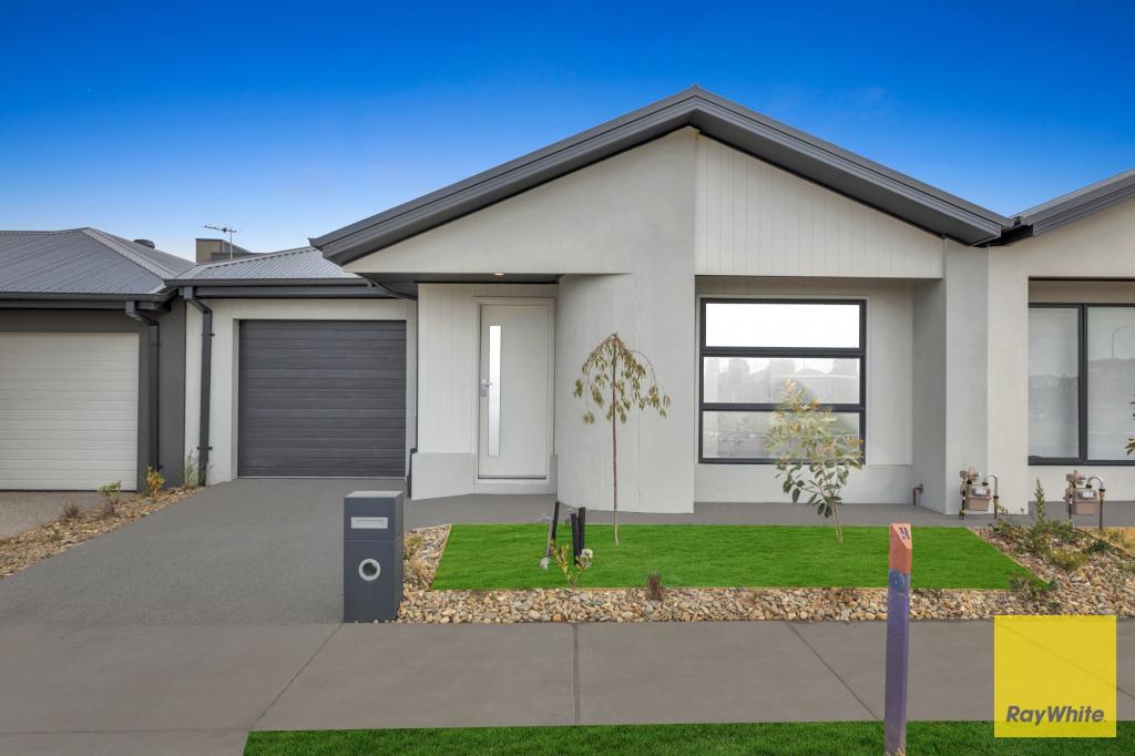 35 Grangehill Mews, Wyndham Vale, VIC 3024