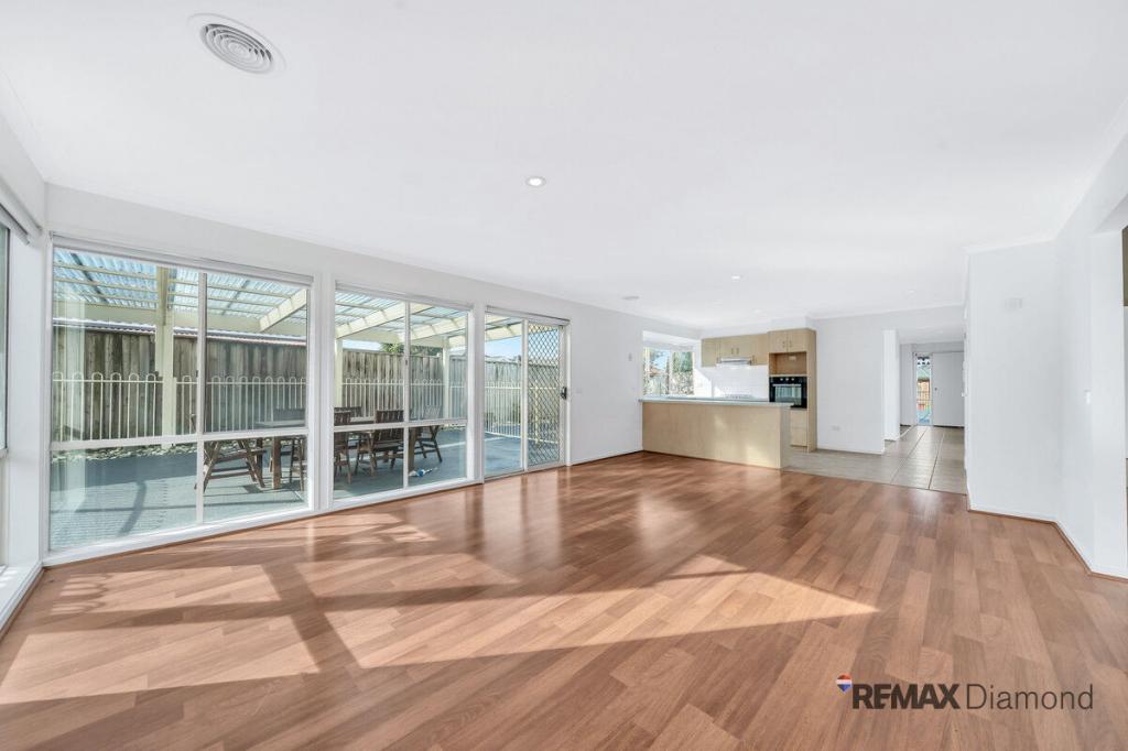 22 Red Oak Tce, Lyndhurst, VIC 3975