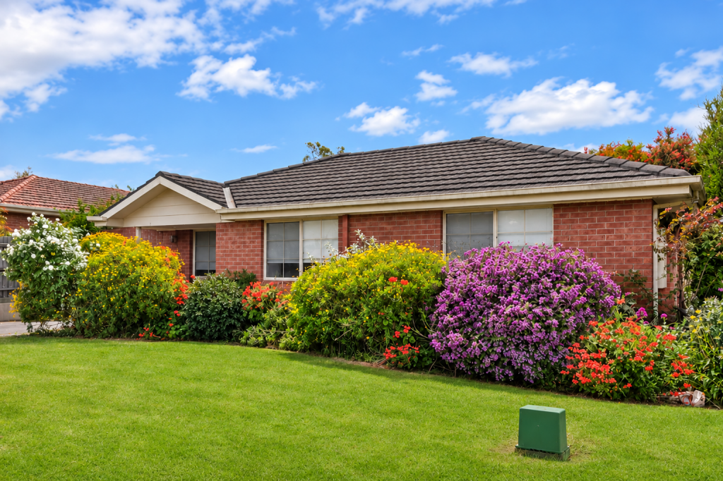 1/6 Basin Rise, Highton, VIC 3216