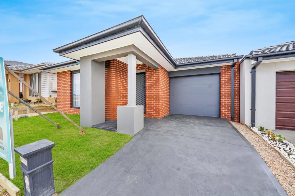 25 Foundation Ave, Clyde, VIC 3978