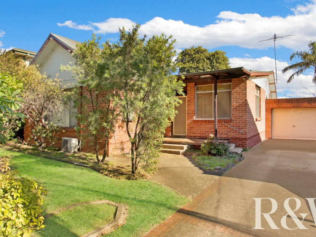 13 Wattle Ave, North St Marys, NSW 2760