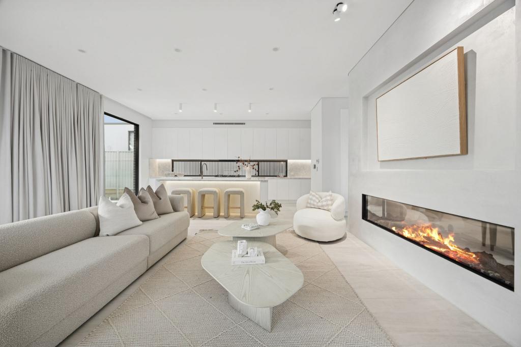 1c Charlescotte Ave, Punchbowl, NSW 2196