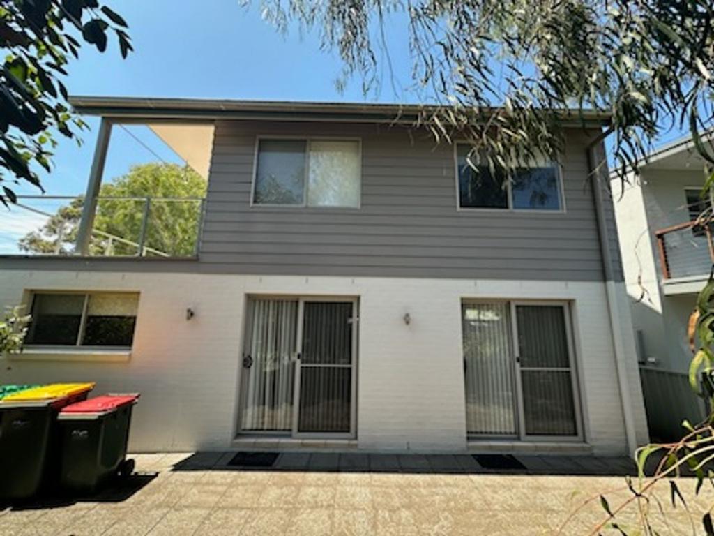 1/22 MERMAID AVE, HAWKS NEST, NSW 2324