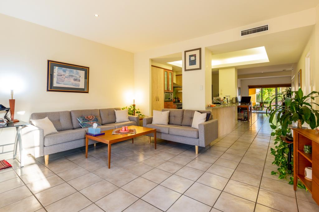 3249 Palladian Dr, Hope Island, QLD 4212