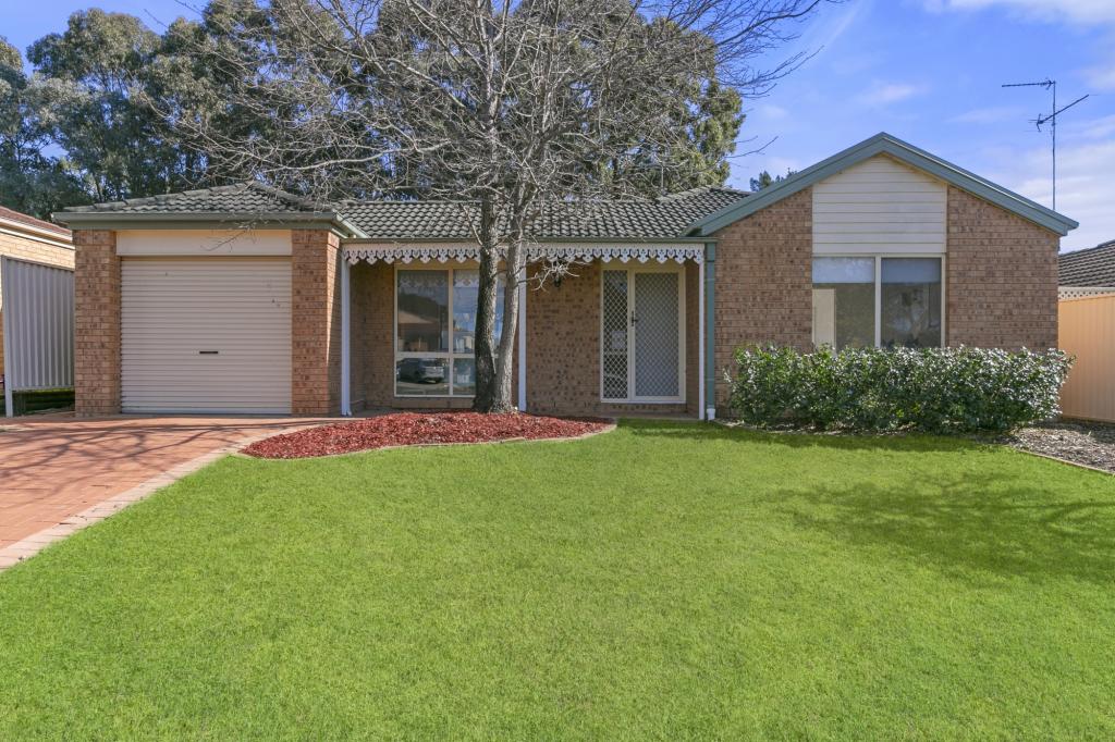 3 Mazari Gr, Stanhope Gardens, NSW 2768