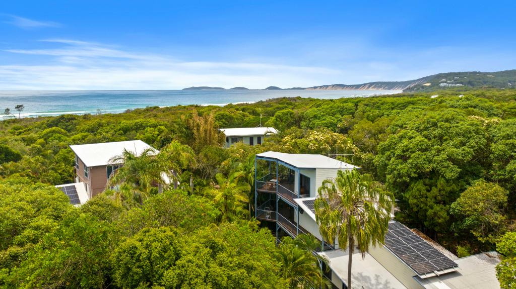 18 Belle Ct, Rainbow Beach, QLD 4581