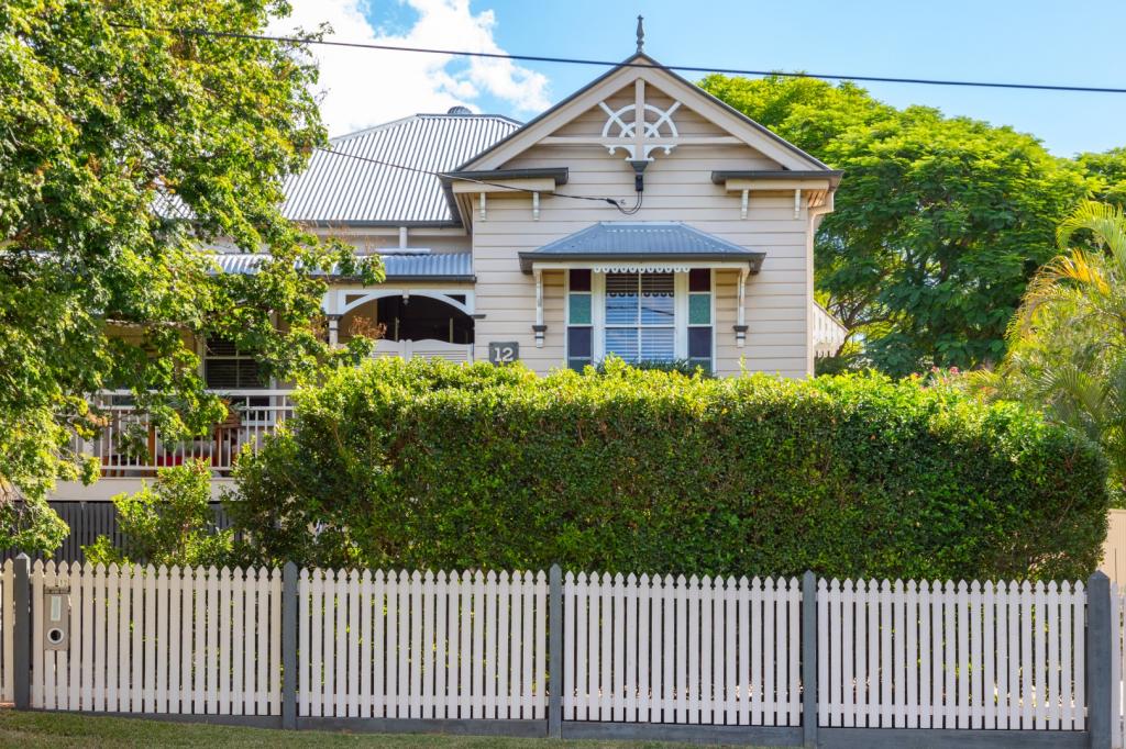12 Macgregor St, Woodend, QLD 4305