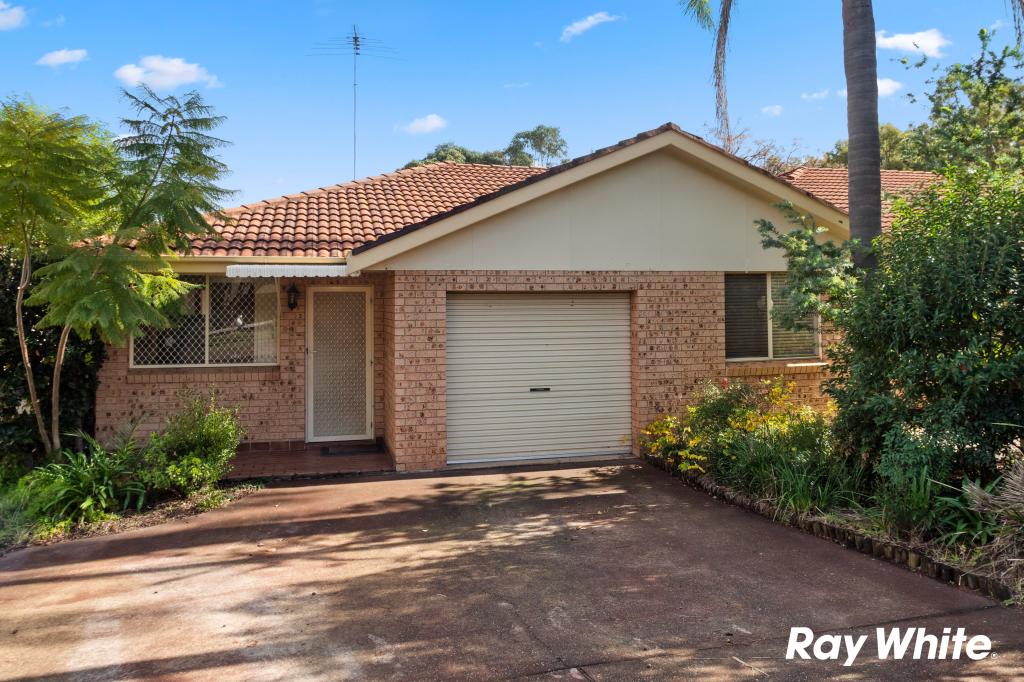 3/3 Isaac Pl, Quakers Hill, NSW 2763