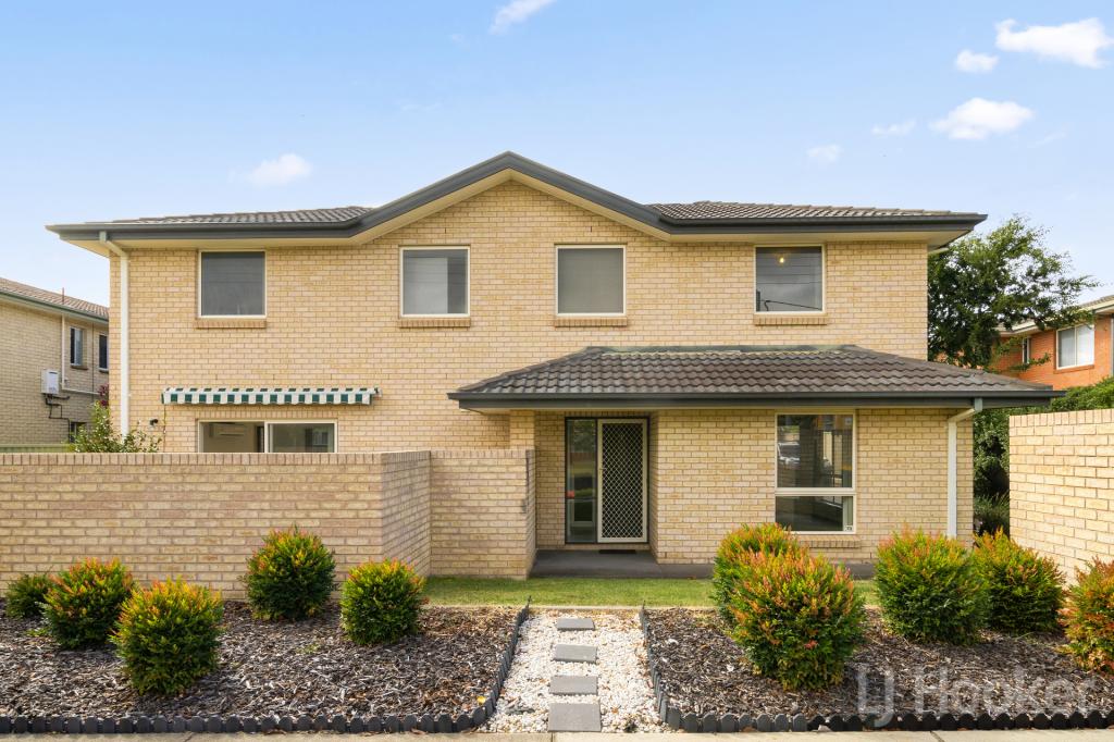 1/20 Broughton Pl, Queanbeyan, NSW 2620