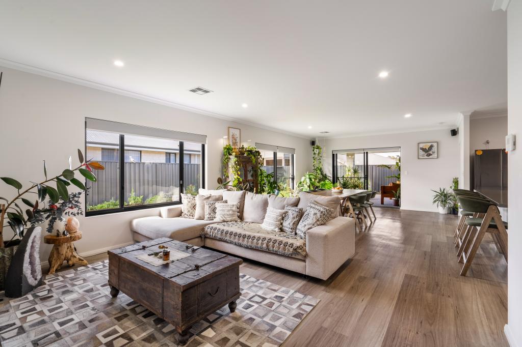 7 Tilbanup Dr, Geographe, WA 6280