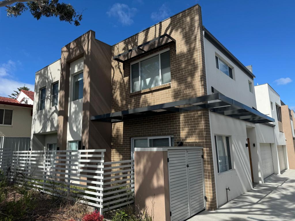 1/144 President Ave, Miranda, NSW 2228