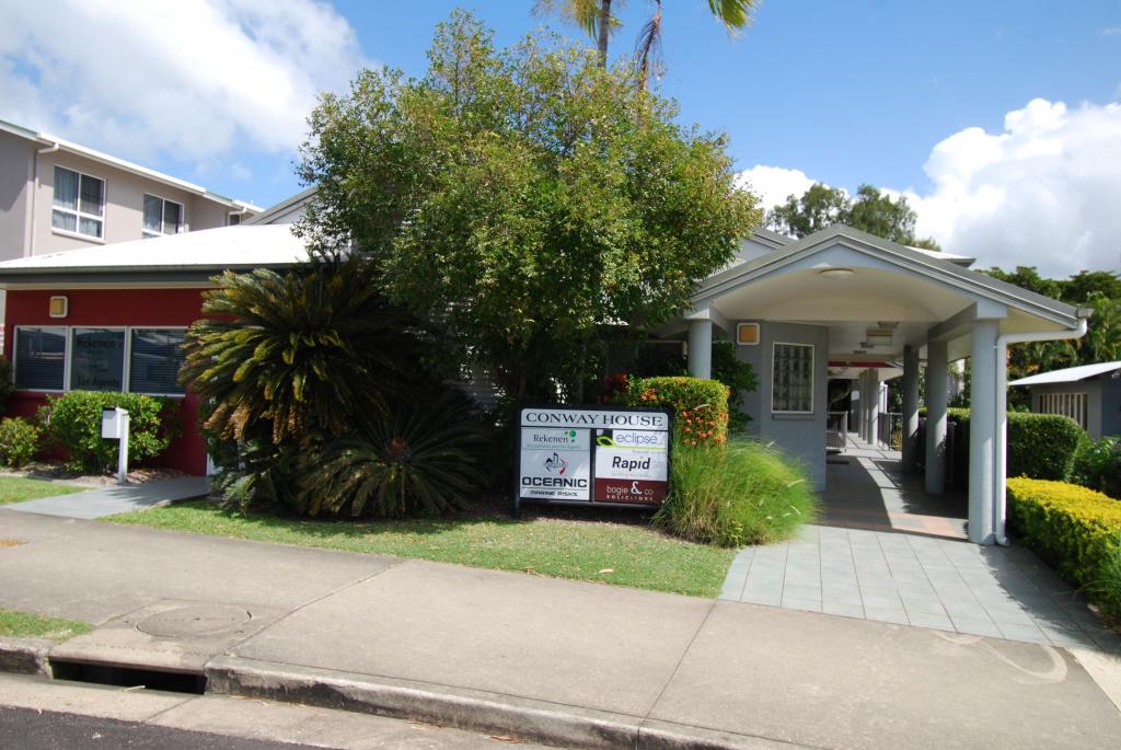 6/4 ISLAND DR, CANNONVALE, QLD 4802