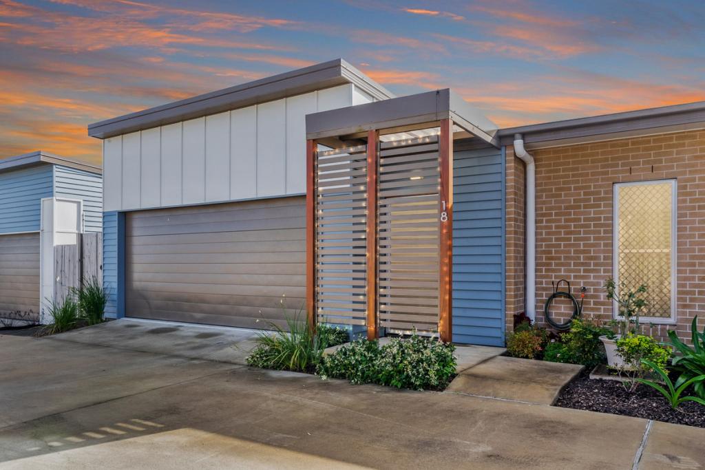 18/1 Links Ct, Urraween, QLD 4655