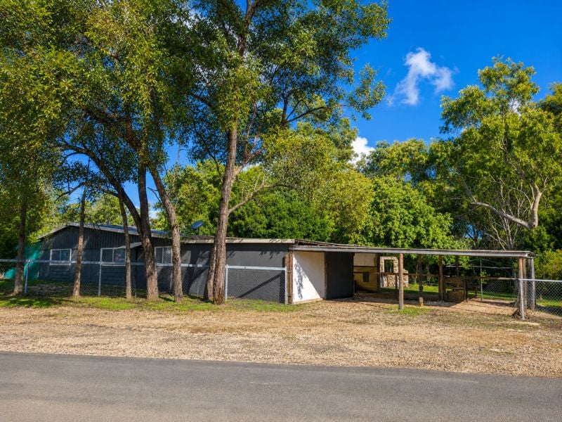 73 Goanna Flats Rd, Rubyvale, QLD 4702