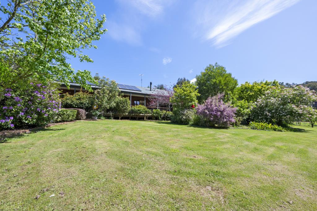 161 Kings Rd, Kinglake West, VIC 3757