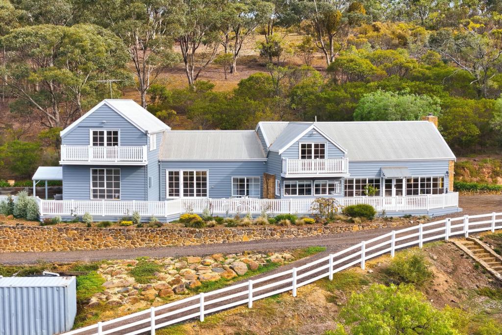170 Seereys Rd, Coimadai, VIC 3340