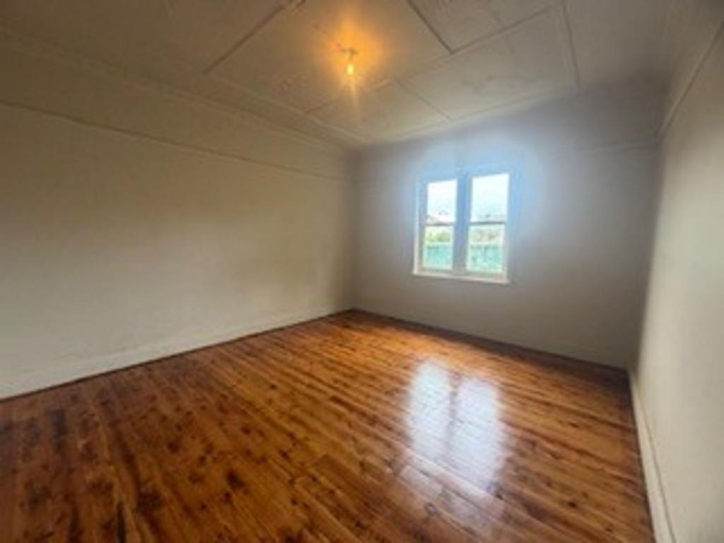 38 Military Rd, Merrylands, NSW 2160