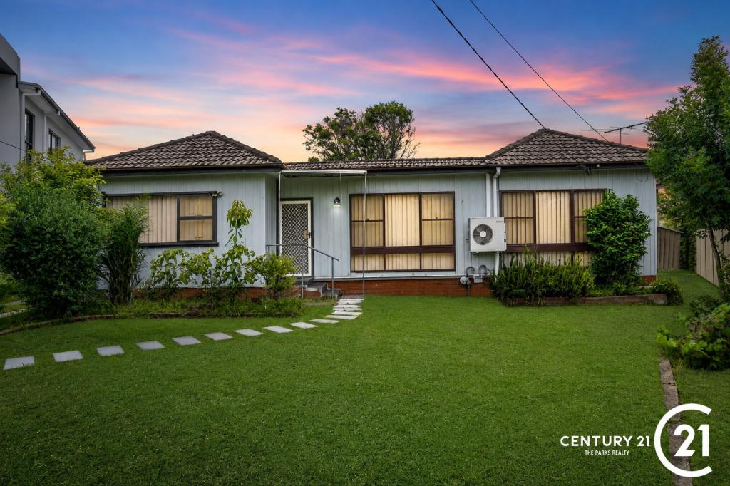 9 Wray St, Fairfield Heights, NSW 2165
