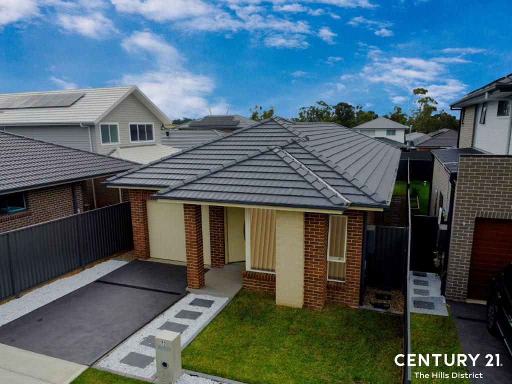 77 DALMATIA AVE, EDMONDSON PARK, NSW 2174