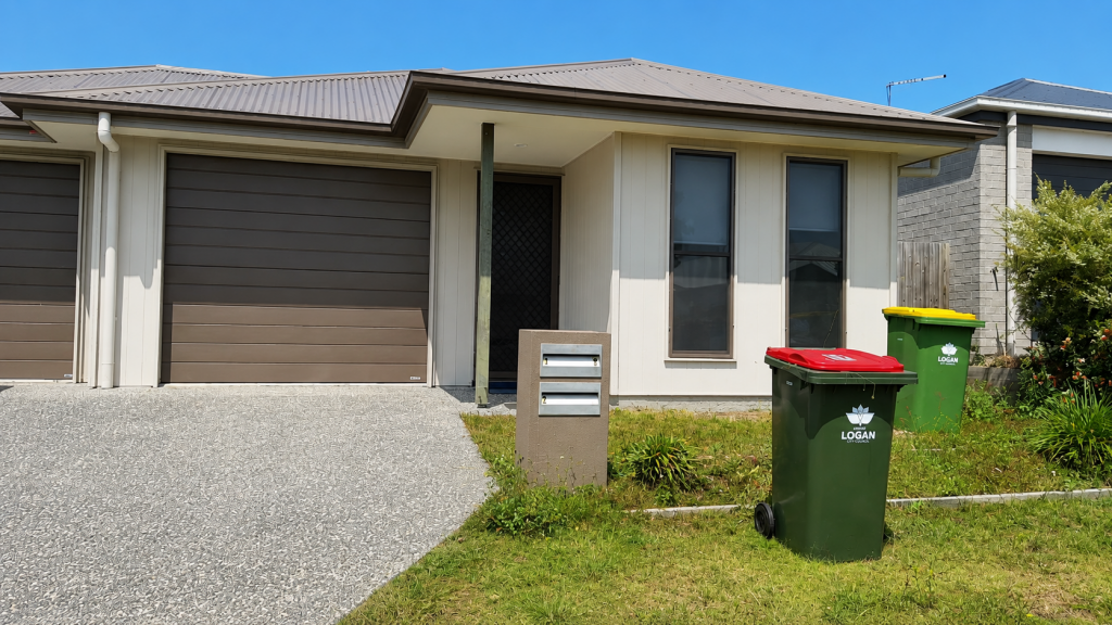 1/9 Mount Wheeler St, Park Ridge, QLD 4125
