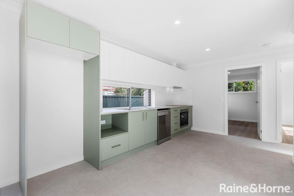 14a Vivienne St, Kingsgrove, NSW 2208
