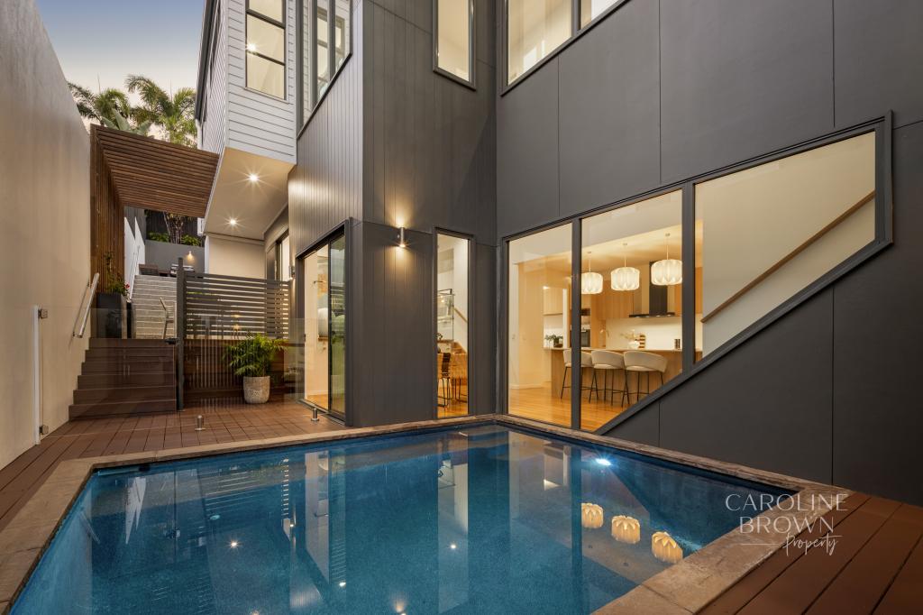50 SOUDAN ST, BARDON, QLD 4065