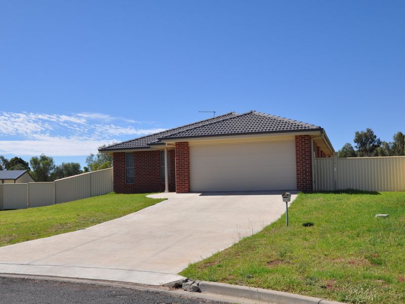 7 Waratah Cl, Gunnedah, NSW 2380
