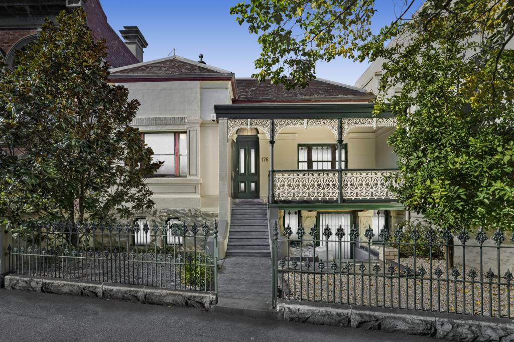 176 GATEHOUSE ST, PARKVILLE, VIC 3052